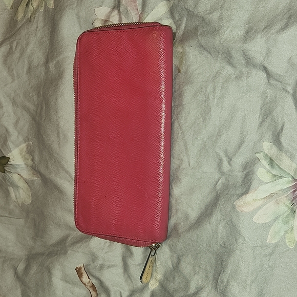 Pink Michael Kors Wallet - Picture 5 of 13